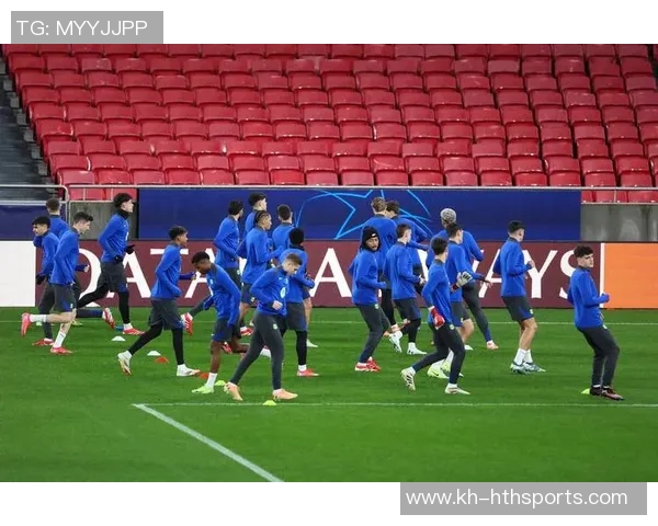 北京网球队边路渗透战术解析与欧冠足球的精彩对比