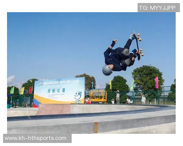 南京滑板队在运动滑板精英赛中以77分领跑积分榜展现强劲实力